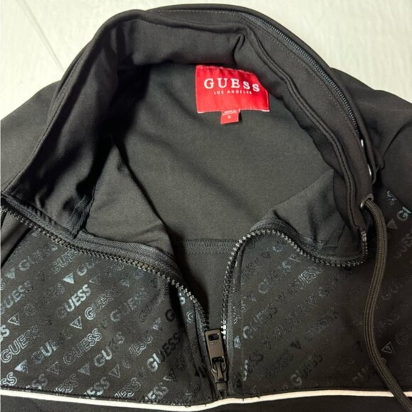 Mens Guess 1/4 Zip Pullover With Hoddie - Picture 6 of 6